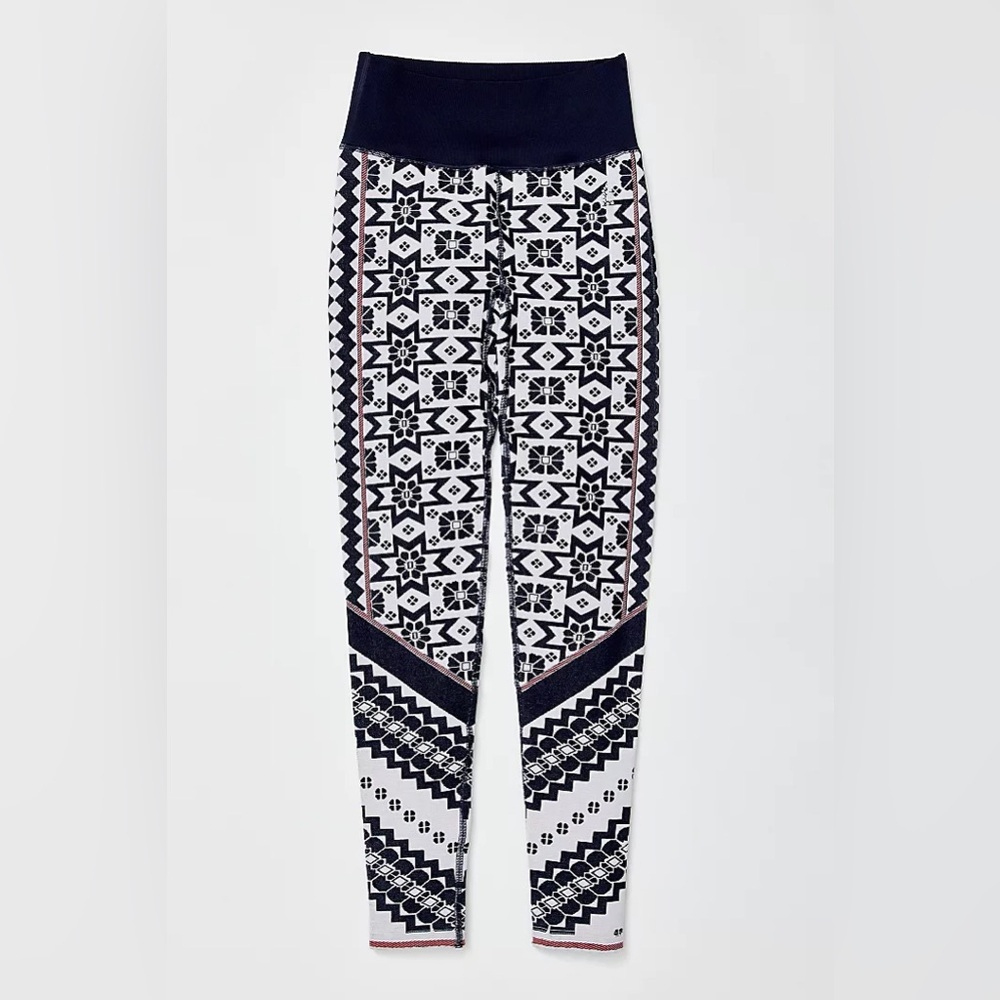 034.Free People Movement Myoko Jacquard Base Leggings NWT - Picture 4 of 10